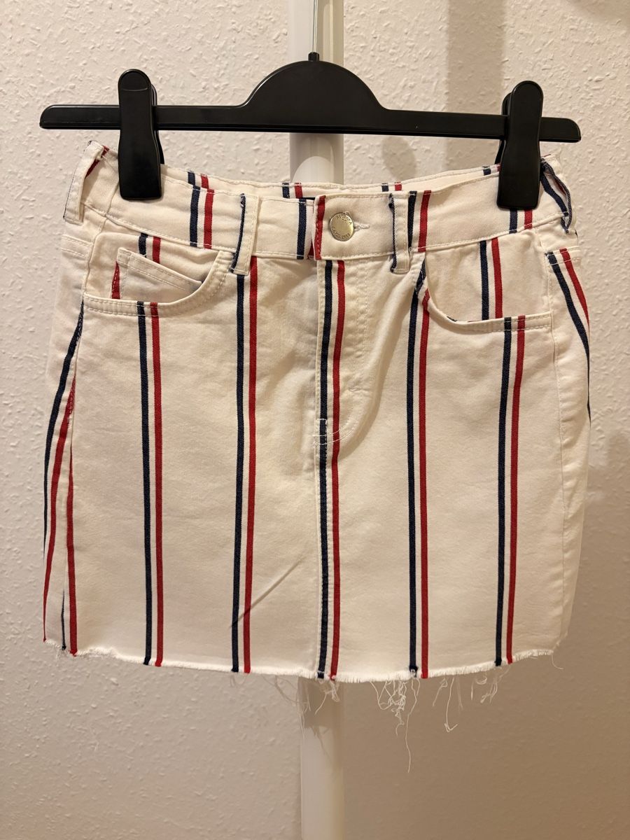 Bershka Gonne: 2 jupes avec rayures – Nuovo (secondo la descrizione) da Chêne-Bougeries venduto da bru_bs9n 3