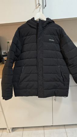 Doudoune matelassée noire à capuche les deux taille L