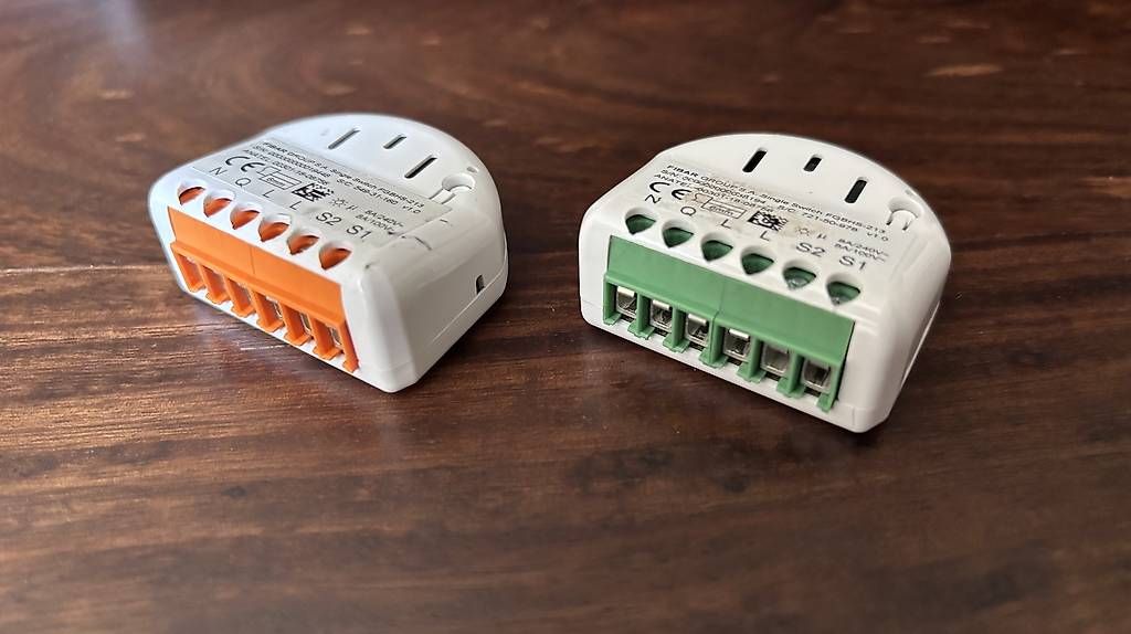 Interruttori: 2x FIBARO - Unterputz SmartHome Schalter – Usato da Zürich venduto da voegtlin.mark 2