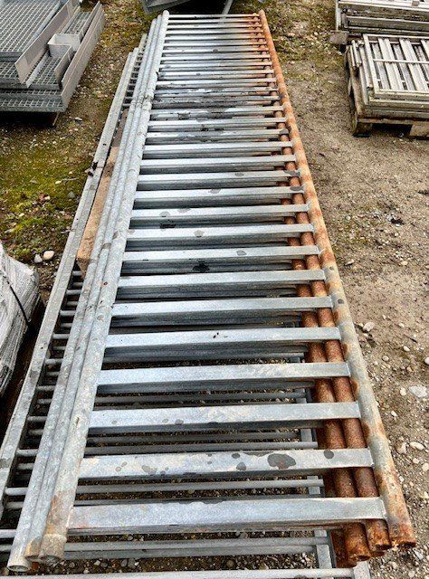 Altro: Occasion Gitter – Usato da Riedtwil venduto da wiederverwendung 2