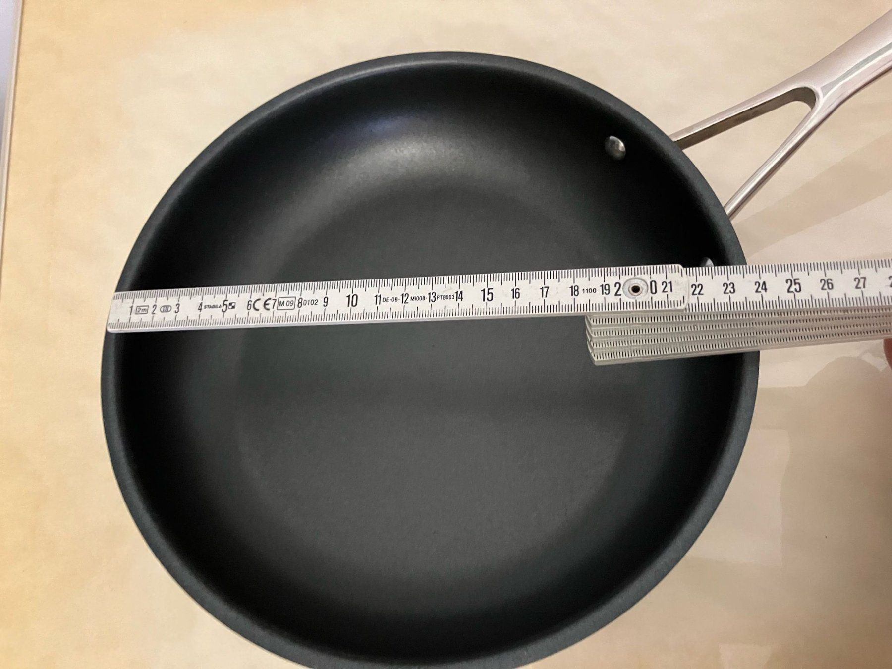 Pentole: Pentola con manico e coperchio "À table!" – Usato da Melano venduto da H-Sara 1