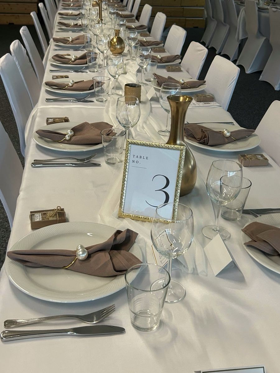 Altro in Decorazioni & Accessori: Serviettenringe mit Perlen, Gold, Hochzeit, 95 Stk. – Usato da Nänikon venduto da cyra00 1