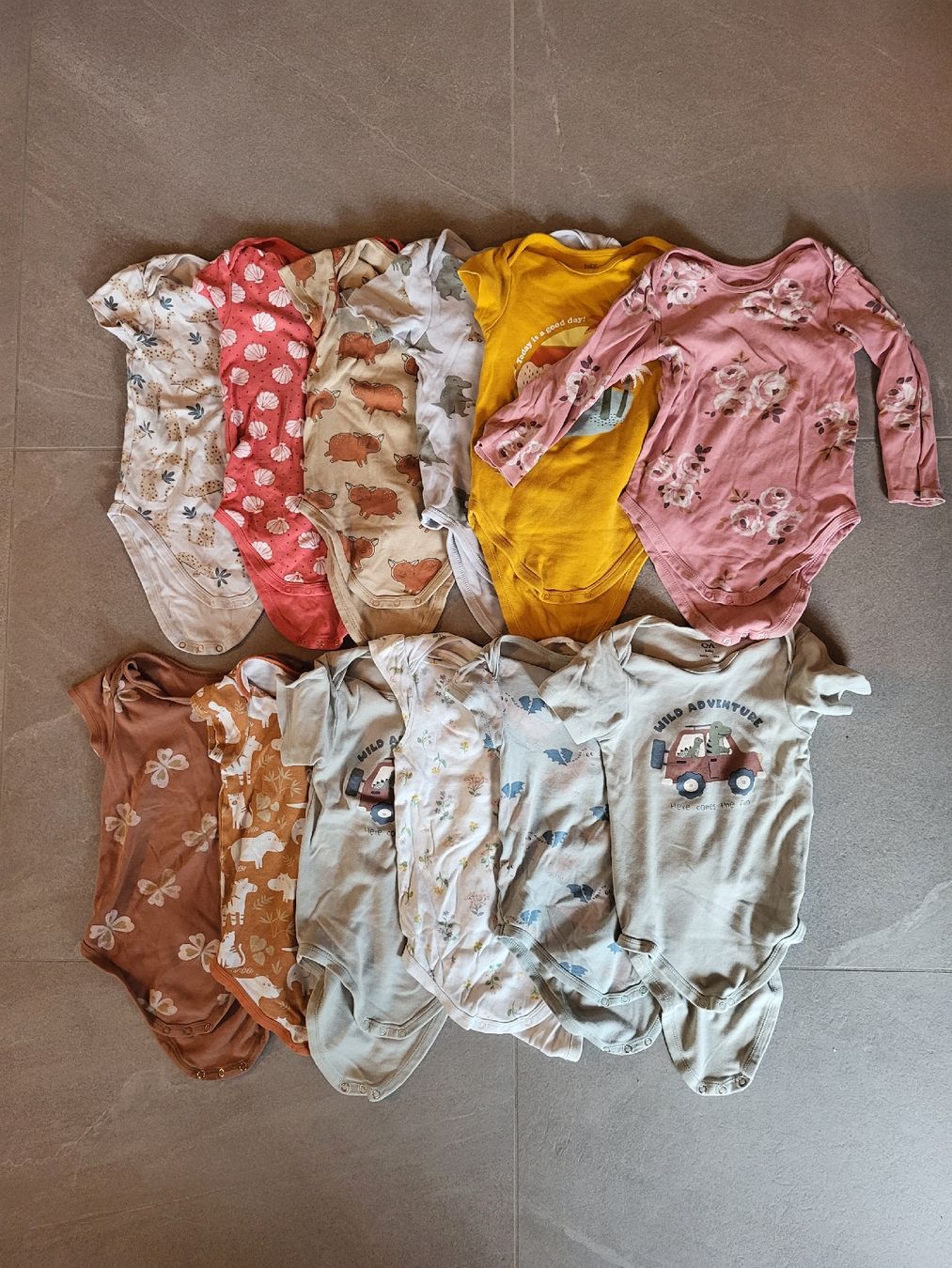 C&A Lotti di vestiti: Body Set Grösse 104 – Usato da Oberwangen TG venduto da Murmel82