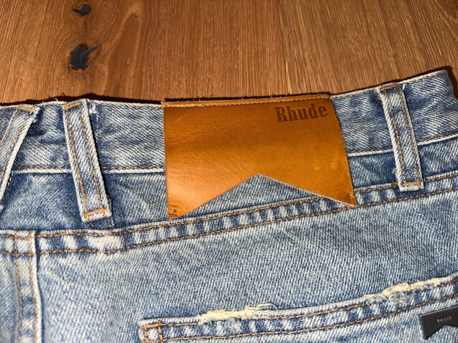 Jeans: Rhude denim shorts – Usato da Toffen venduto da manimatter 5