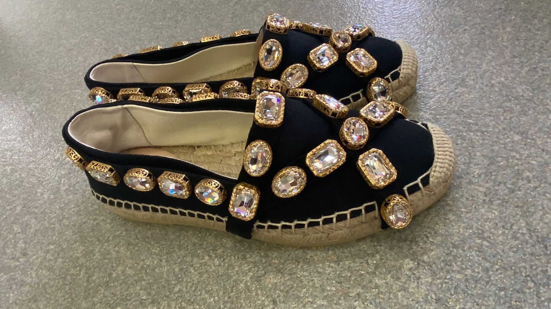 Gucci Scarpe da donna: Gucci Dame Schuh Gr 36 – Nuovo e nell'imballaggio originale da Lachen SZ venduto da HelvetiaLuxury 5