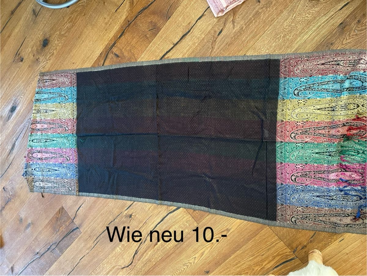 Foulard & Sciarpe: Schal – Nuovo (secondo la descrizione) da Benken ZH venduto da stefiz