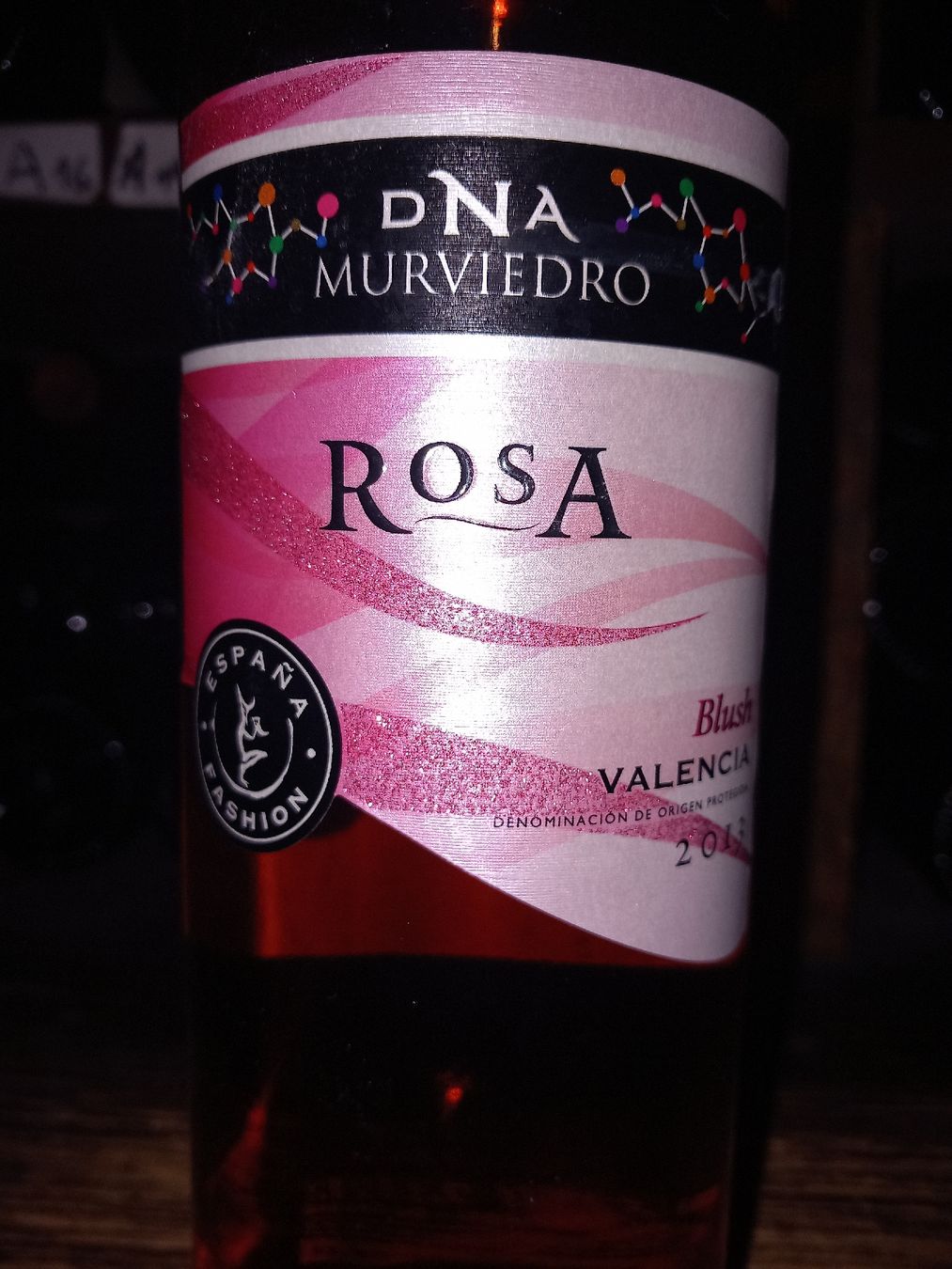 Vino: Rosa blush Valencia 2013 – Nuovo e nell'imballaggio originale da Le locle venduto da juliensaran