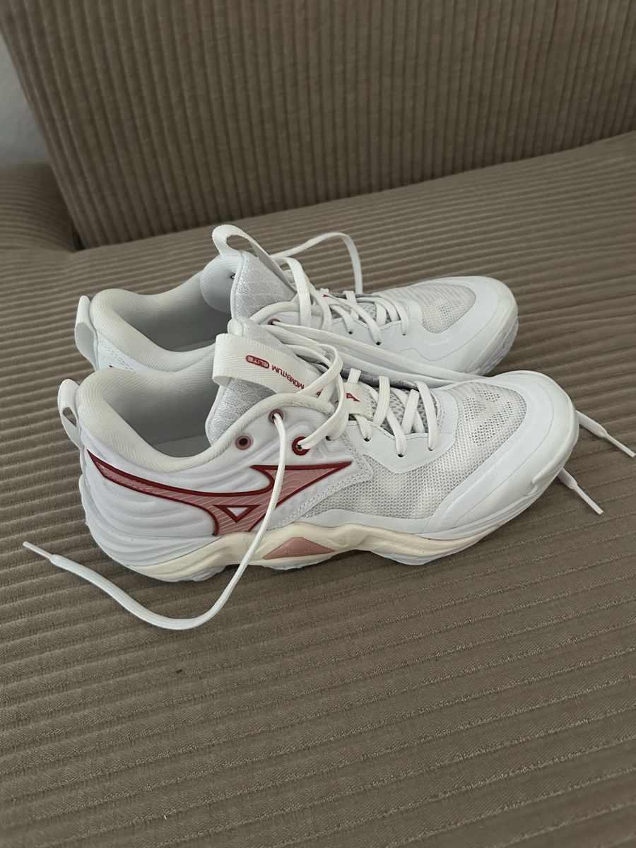 Mizuno Scarpe da uomo: Mizuno Wave Momentum Elite – Nuovo (secondo la descrizione) da Luzern venduto da Manuel121 2