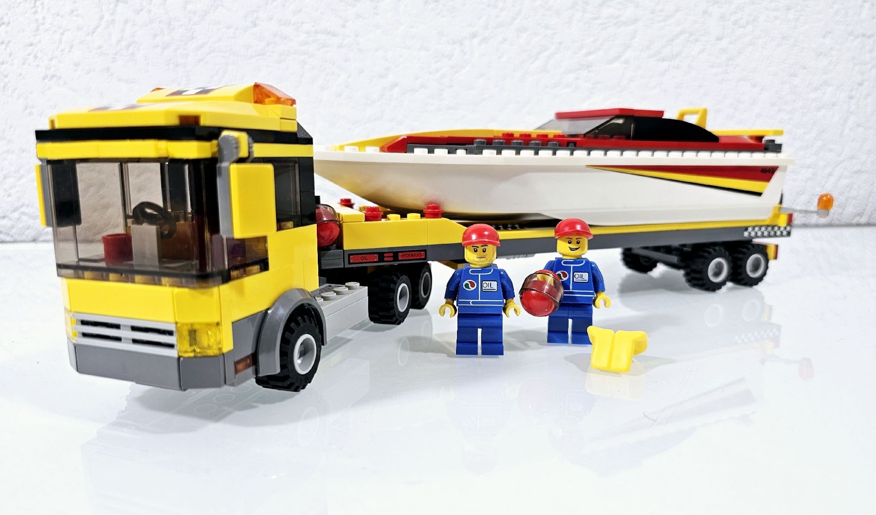 Lego Kit di costruzioni: LEGO CITY 4643 LKW MIT POWERBOOT – Usato da Turbenthal venduto da Ddanuh 2