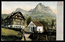 AK Schwyz, Bauernhaus, Bildstock und Mythen