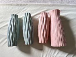 4 Vasen rosa und hellblau 