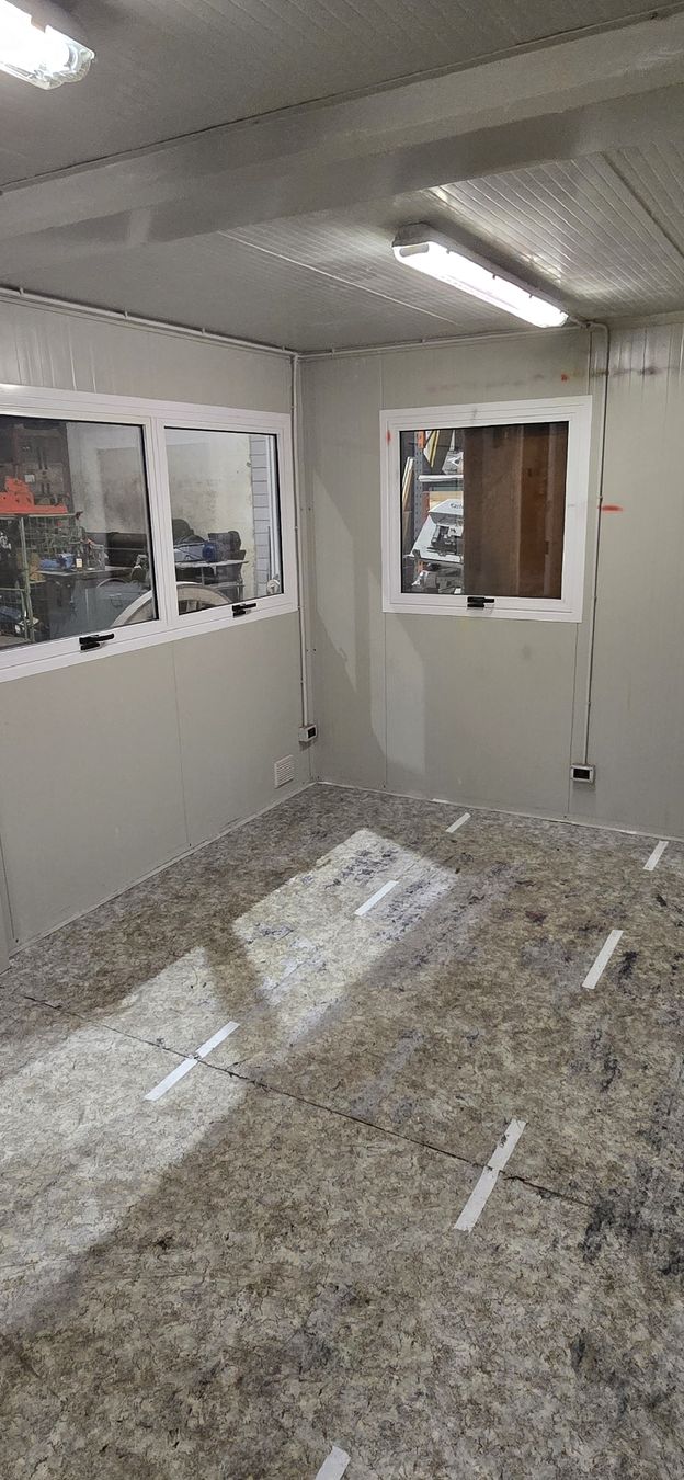Contenitori edile: Bürocontainer Widmer – Usato da Weiningen ZH venduto da ped_fbx2 1