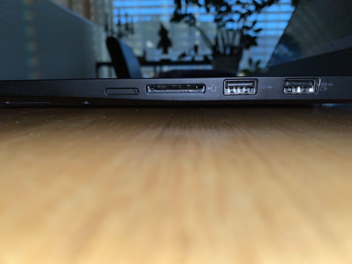 Lenovo Notebook: Lenovo ThinkPad P1 Gen 3 – Usato da Zofingen venduto da tracklist 3