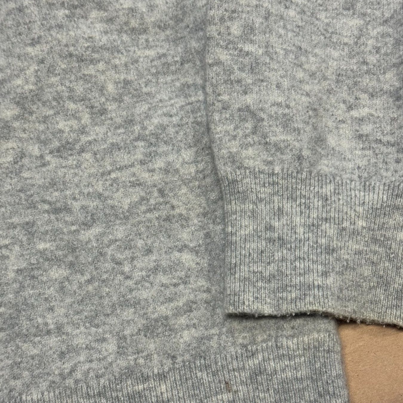 Lacoste Maglioni & Felpe: Lacoste vintage grey turtleneck lambswool sweater pullver – Usato da St. Gallen venduto da sourced_limited 3