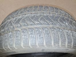 4 x 245/45 R 18 100 V Pirelli Sottozero 3