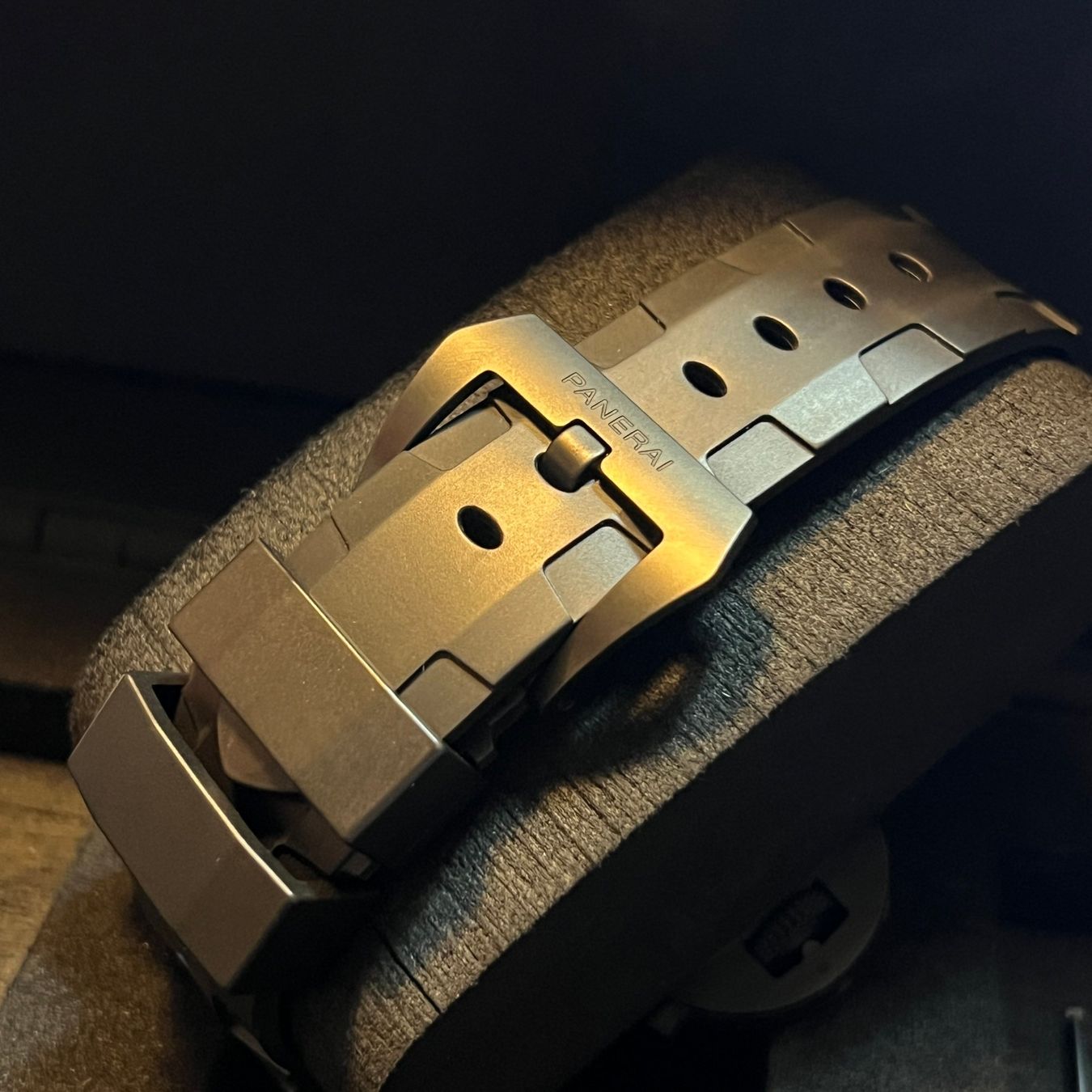Panerai Montres: FLASH SALE Panerai Submersible Carbotech Full Set PAM01616 – D'occasion à Carouge GE par Watchaser 5