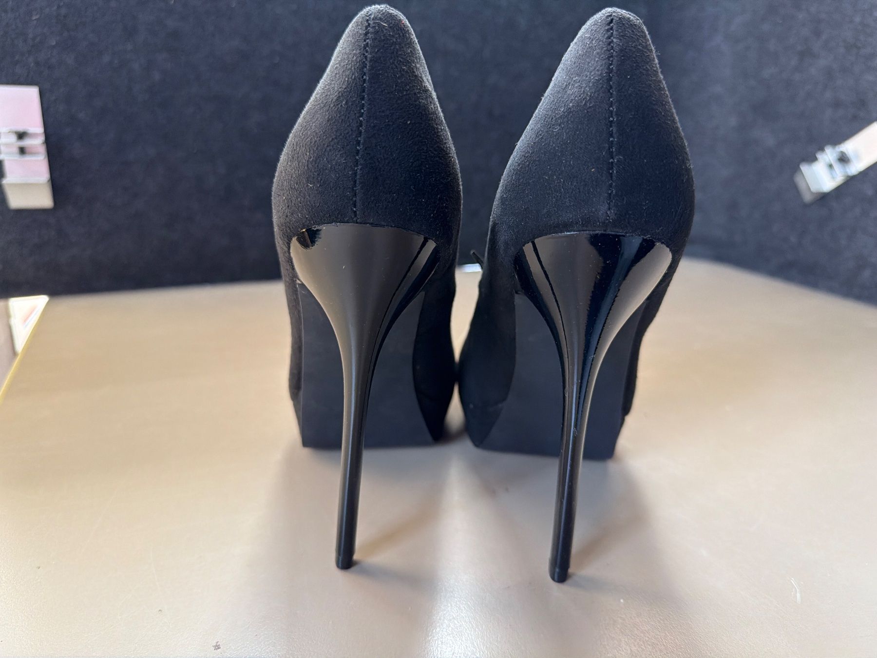 Chaussures femmes: Stiletos – D'occasion à Brügg BE par TSP02 2