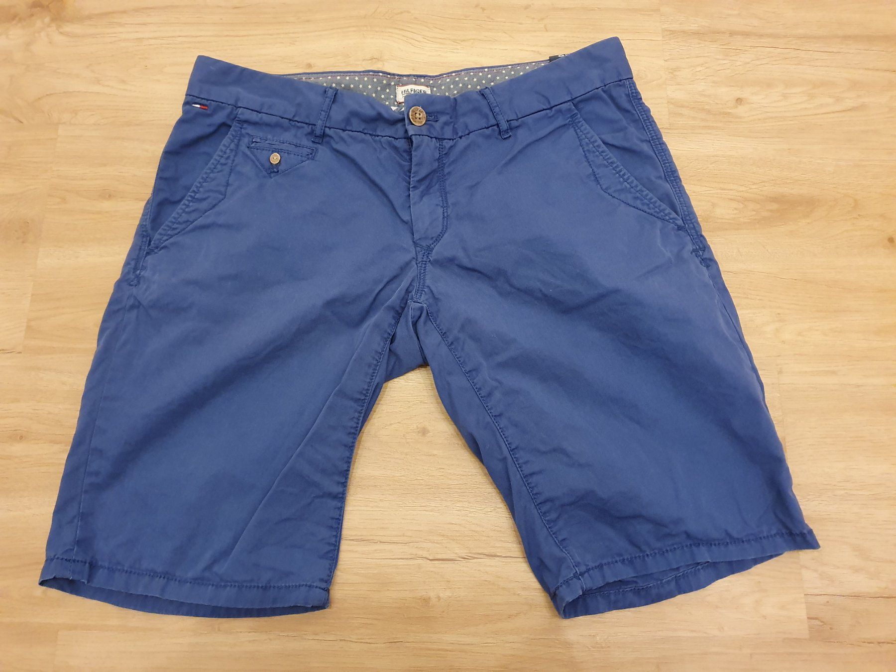 Tommy Hilfiger Pantaloni: Hilfiger Denim, Shorts Gr. 30 – Usato da Heinrichswil venduto da sabi2809