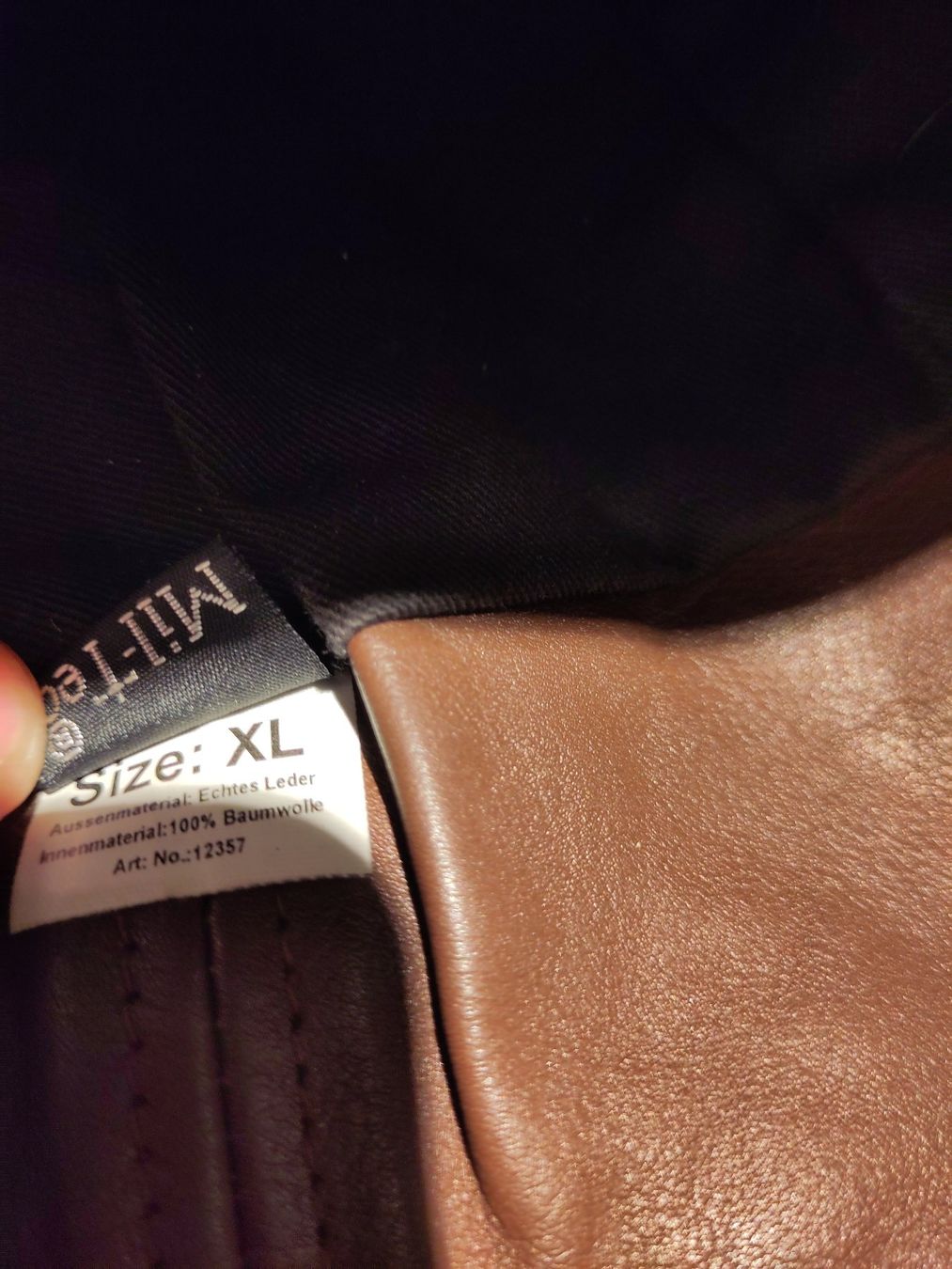 Altro in  Abbigliamento & Accessori: Oldtimer Cabrio- Lederkappe neuwertig – Usato da Weesen venduto da Roge2 3