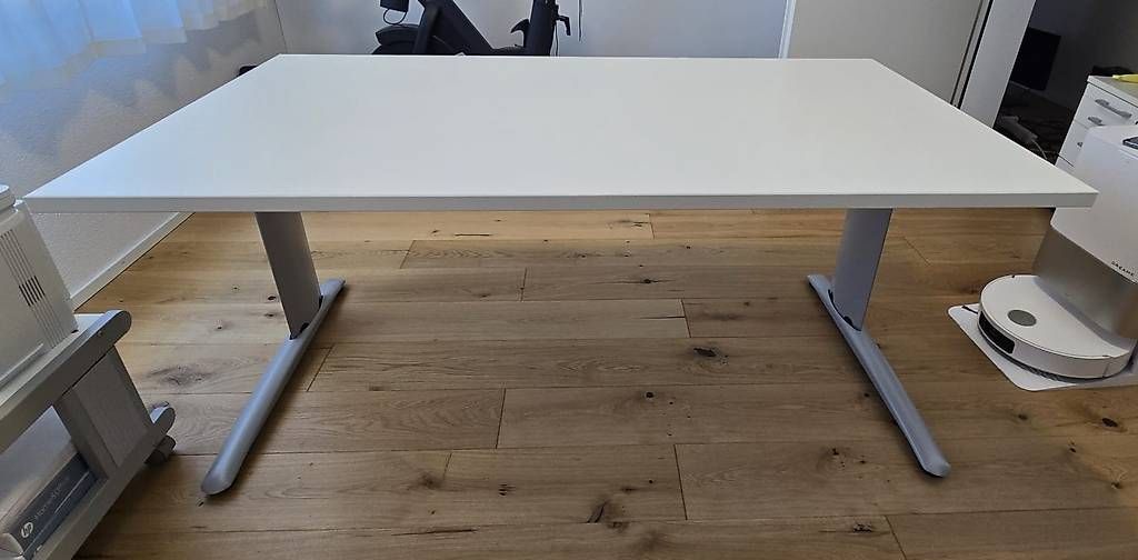 Scrivanie: Hochwertiger Bürotisch - weiss – Usato da Wängi venduto da let_5rbx 2