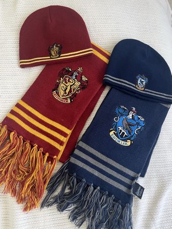 Lot Harry Potter – Gryffondor & Serdaigle (écharpes + bonnet