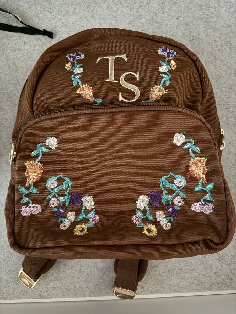 Zaini: Taylor Swift Rucksack Neu – Nuovo (secondo la descrizione) da Dietlikon venduto da mullimaus2011 2