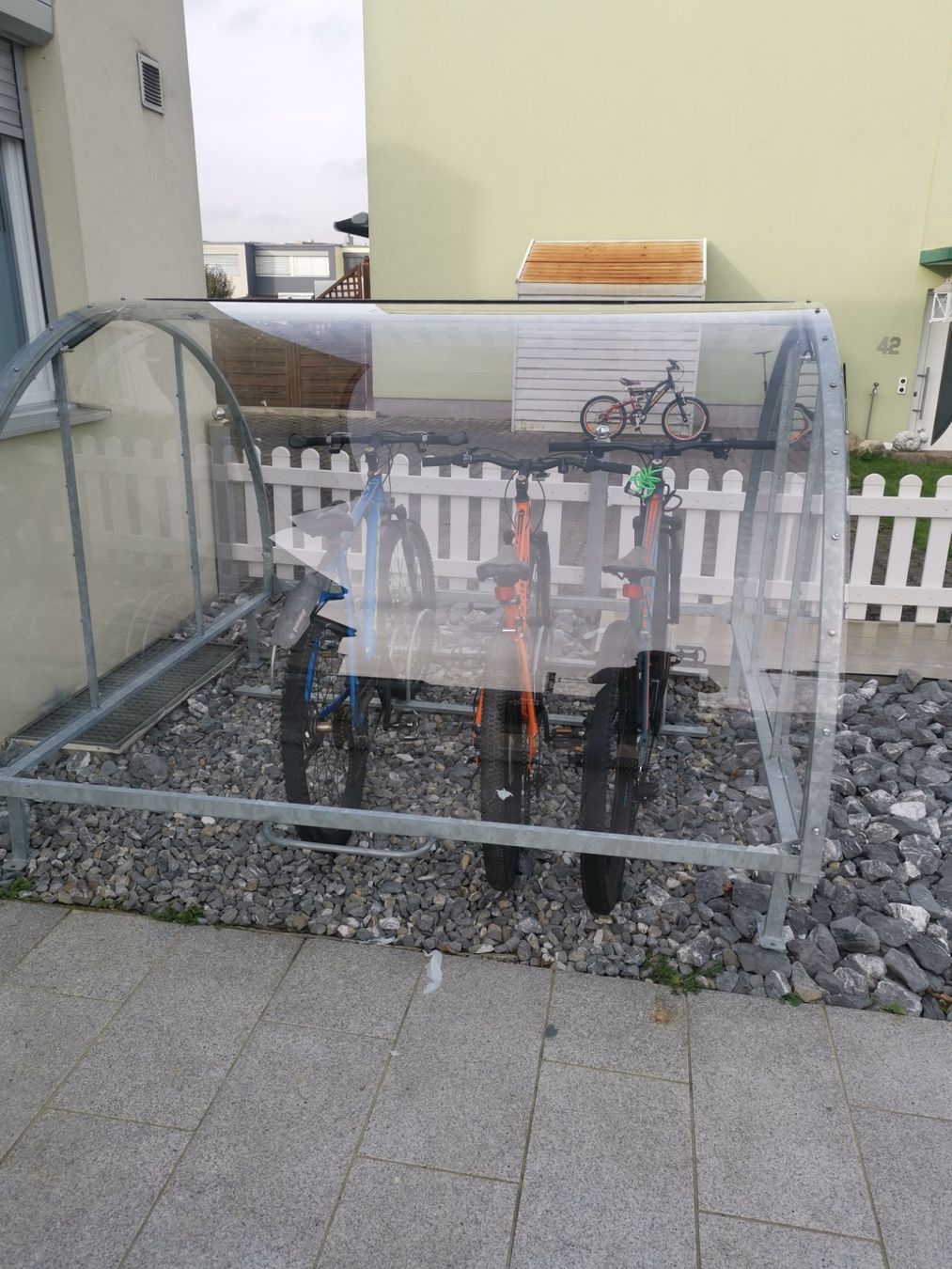 Abris: Velounterstand  Velobox – Neuf avec emballage d'origine à Rothrist par x-r06 4