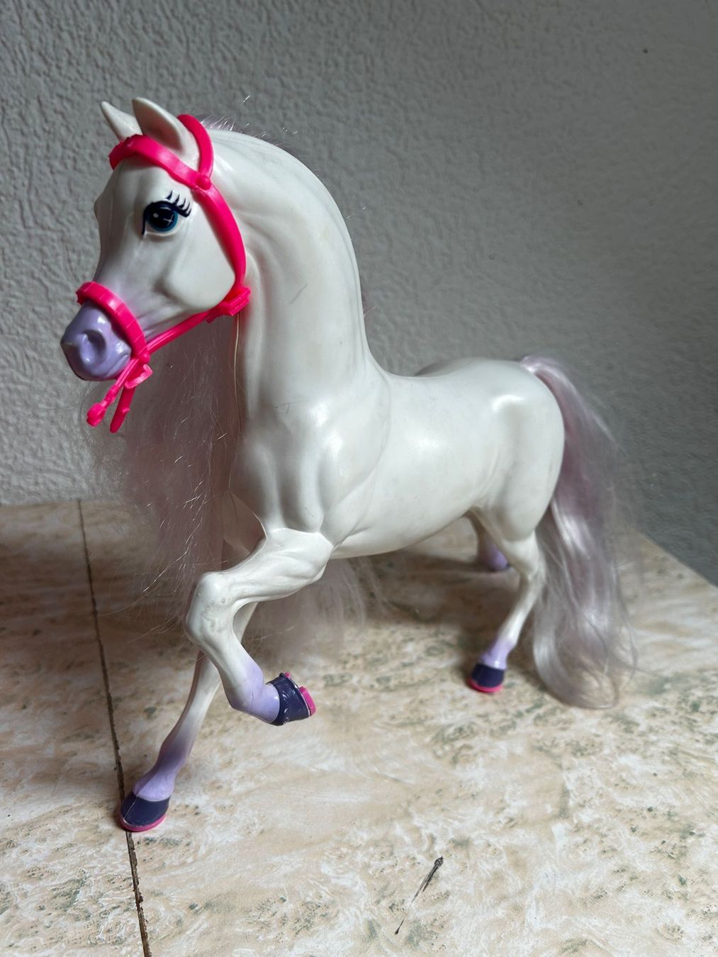 Spielzeuge: Barbie Kutsche mit Pferd – Gebraucht aus Dagmersellen von kouk01 1