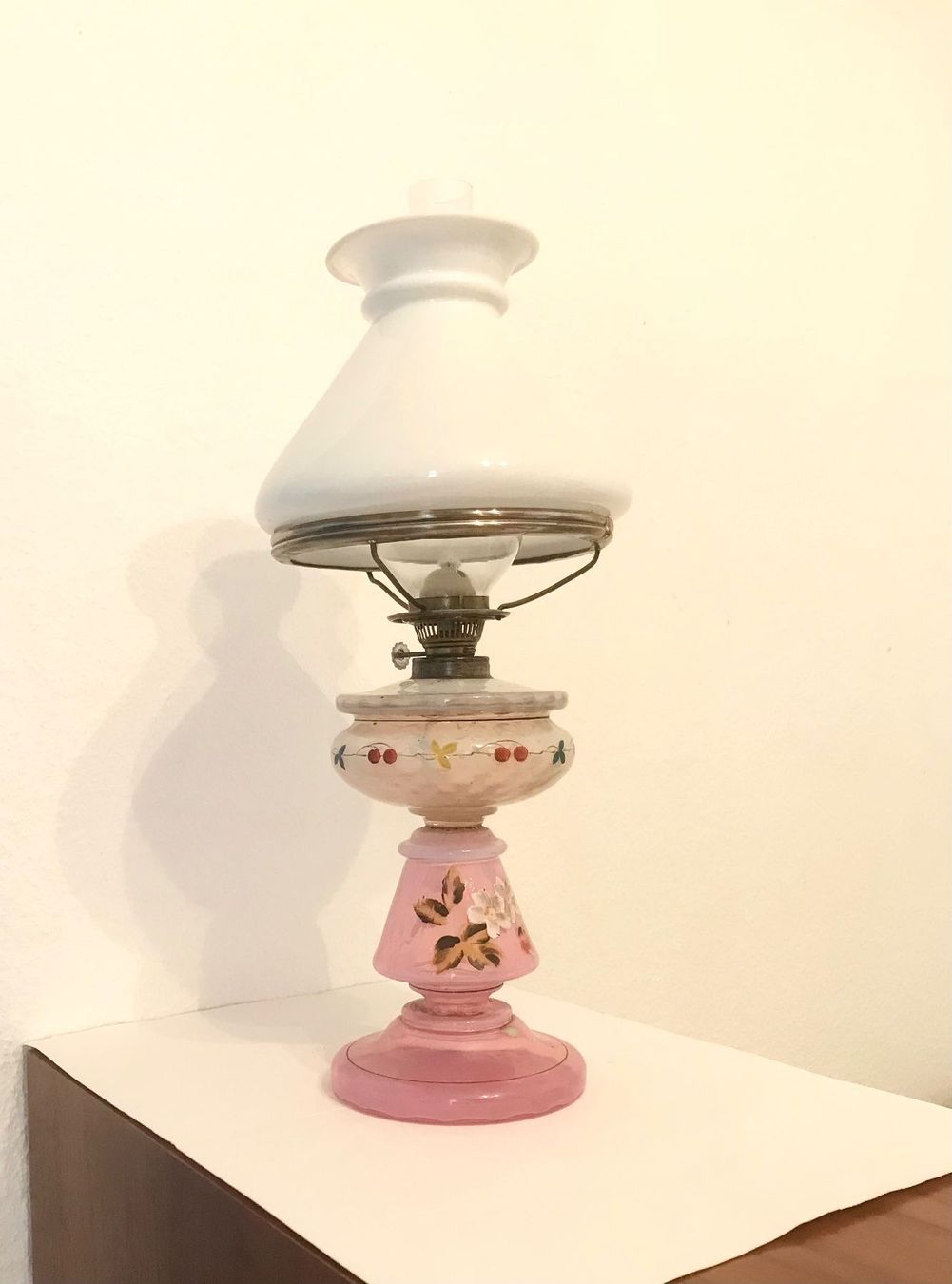 Lampade: Wunderbare Petroleumlampe , antik. – Usato da Füllinsdorf venduto da unda2