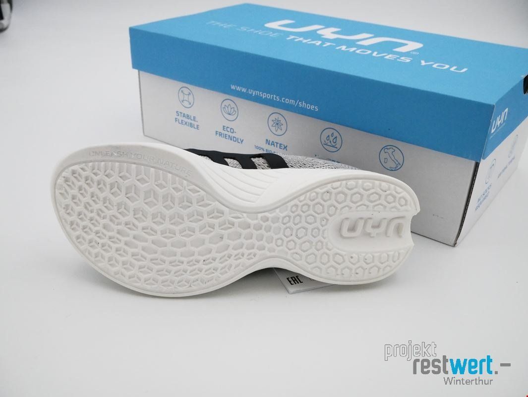 UYN Damenschuhe: UYN FREE FLOW METAL TUNE, SILVER/GREY, GR. 36 – Neu (gemäss Beschreibung) aus Winterthur von Restwert_Winterthur 5