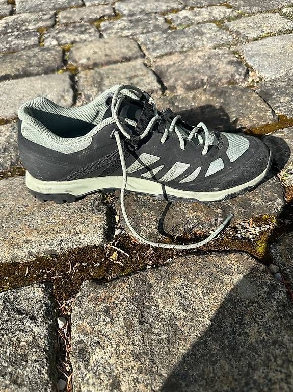 Scarpe da donna: E-Bike & Trekking-Schuh  – Usato da Winterthur venduto da hei_5f2q