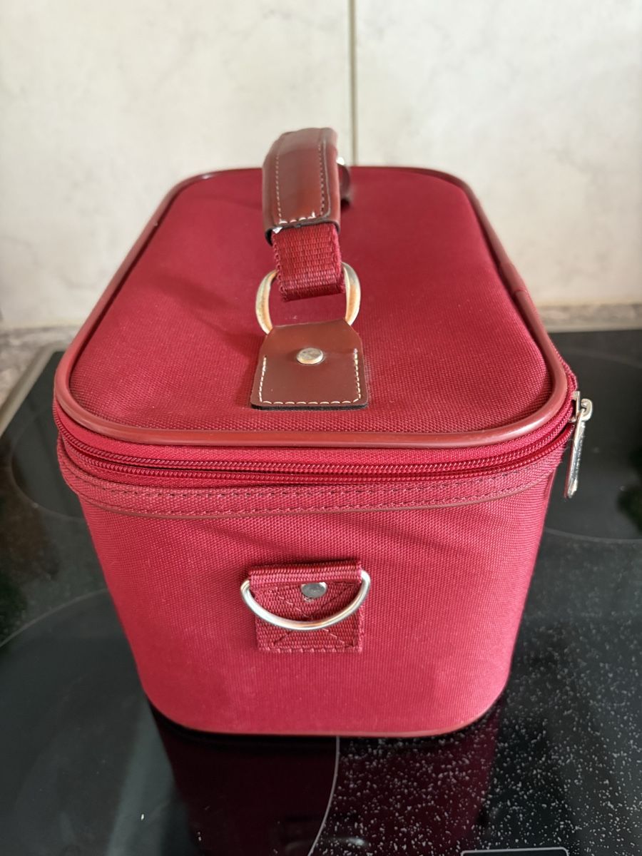 Trousses de maquillage: Schöner Kosmetik Koffer – D'occasion à Oberwil BL par elk_wf5x 1