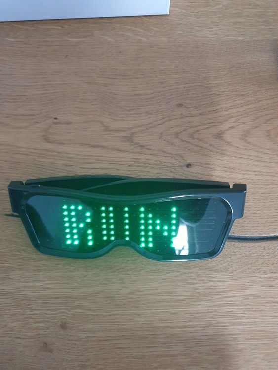 Magic Led Eyeglasses Green mit OVP | Kaufen auf Ricardo
