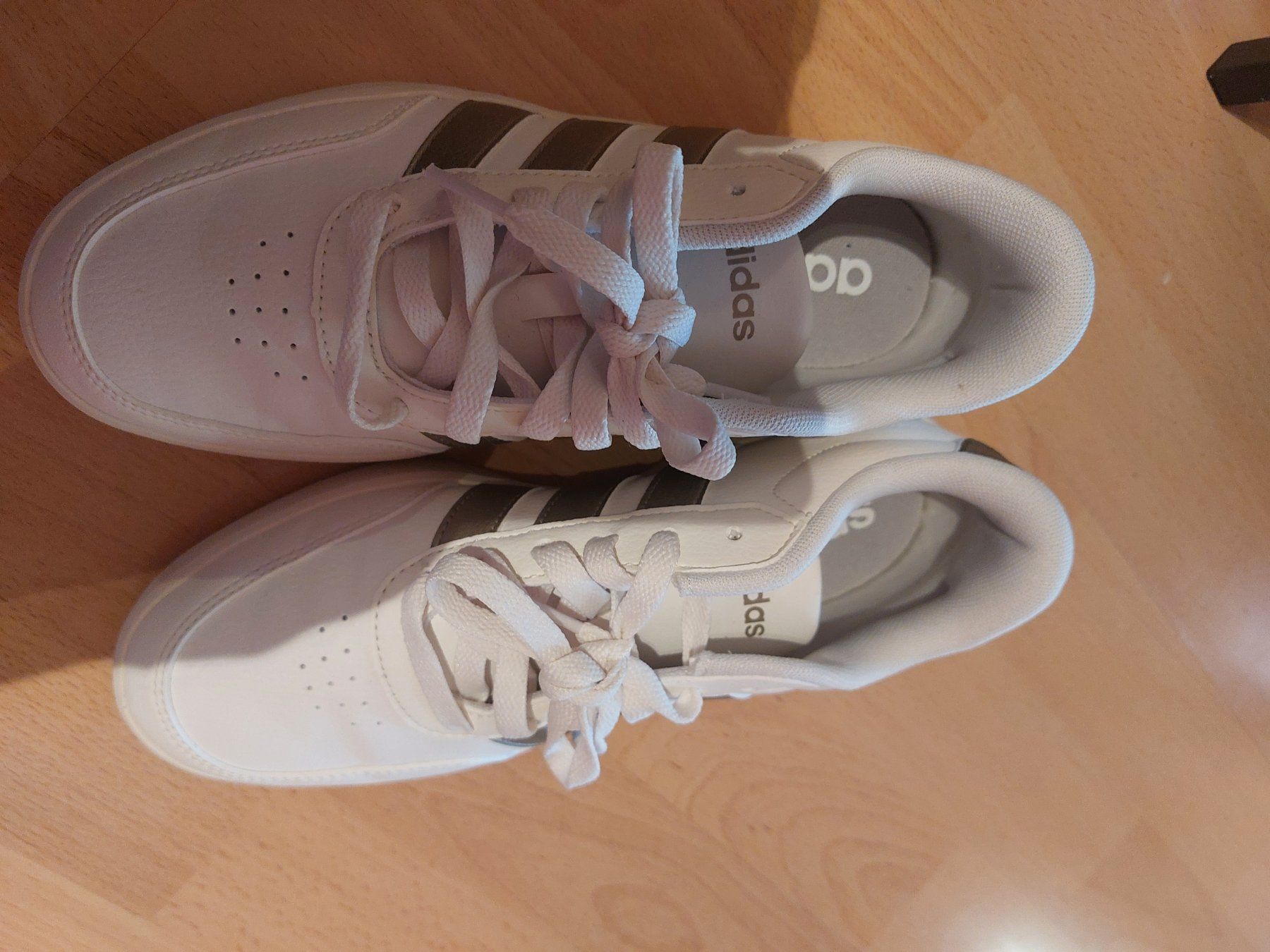 Scarpe da donna: Adidas Schuhe – Usato da Wittenbach venduto da Bruno15. 1