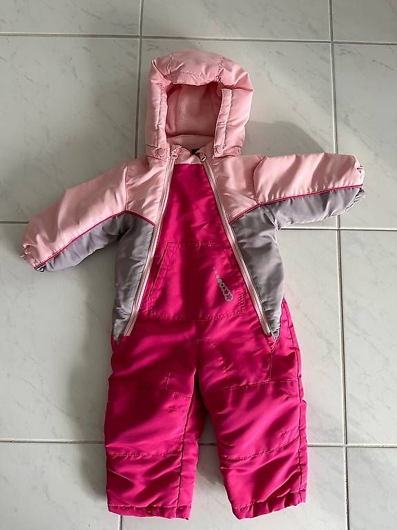 Completi: Winteroverall pink – Usato da Bassersdorf venduto da ale_28qt