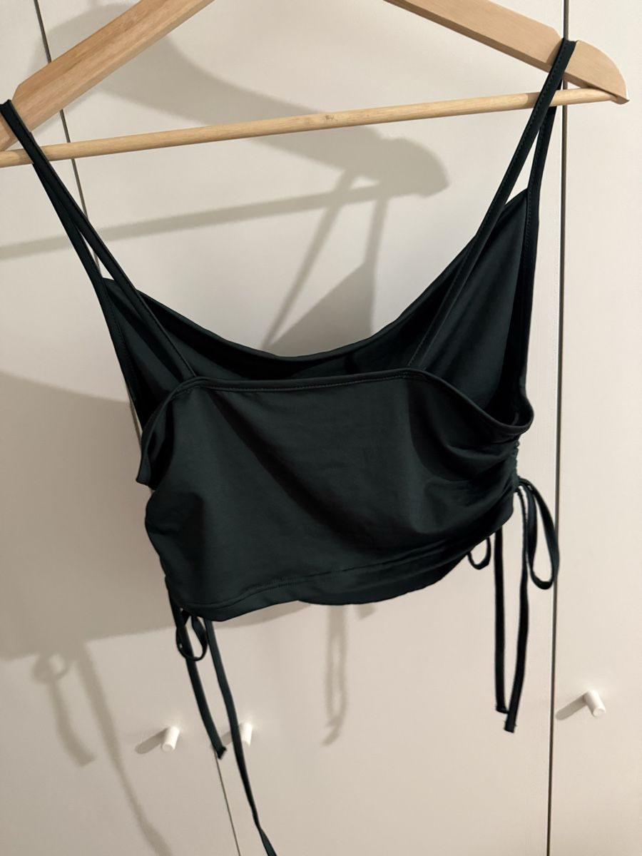 Top: Damen Crop Top neuwertig – Nuovo (secondo la descrizione) da Regensdorf venduto da Sirodtpycpvu 1