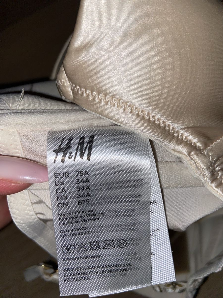 H&M Top: Top – Nuovo (secondo la descrizione) da Wabern venduto da Jul_66 2