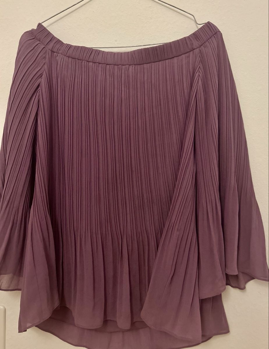 Massimo Dutti Camicette: Massimo Dutti Elegant Lilac Pleated Off-shoulder Blouse – Usato da Genève venduto da nay_w9xz