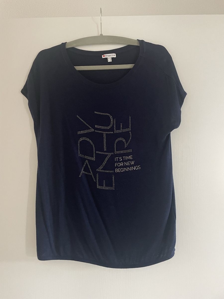 T-shirt: Tshirt street one – Nuovo (secondo la descrizione) da Remigen venduto da Mamo59