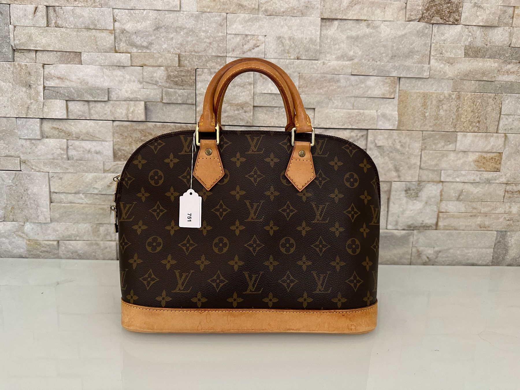 Louis Vuitton Borse da donna: Louis Vuitton Alma Canvas - Nr. 751 – Usato da Hittnau venduto da LuxAndMore 2