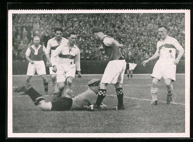 Cartoline postali: Fussballspiel VfB Stuttgart gegen Sportf – Usato da Berlin venduto da bartko-reher
