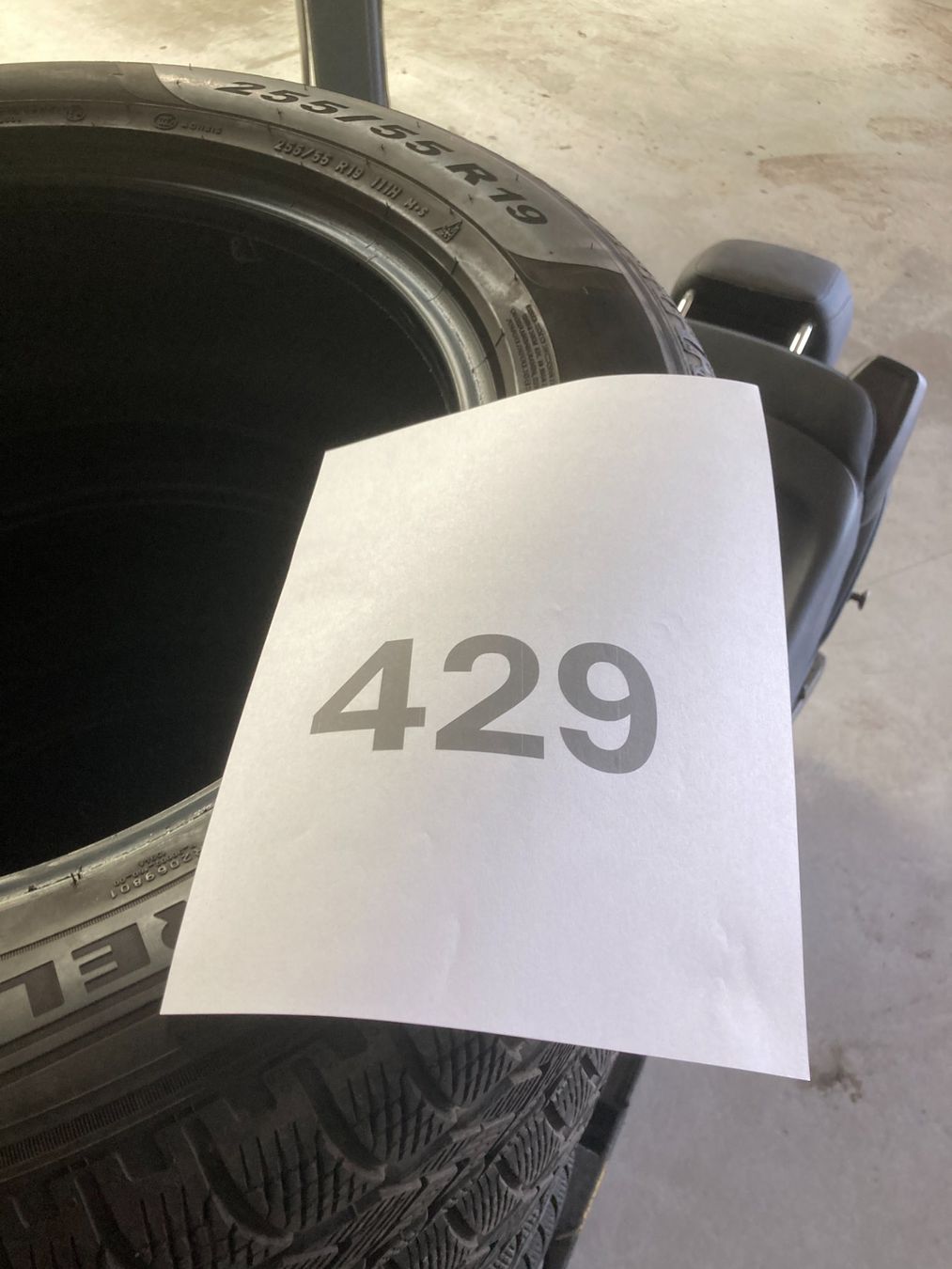 Pirelli Pneumatici & Ruote complete: 255/55R19 Pirelli Winterpneu – Usato da Cham venduto da Cham6332 7