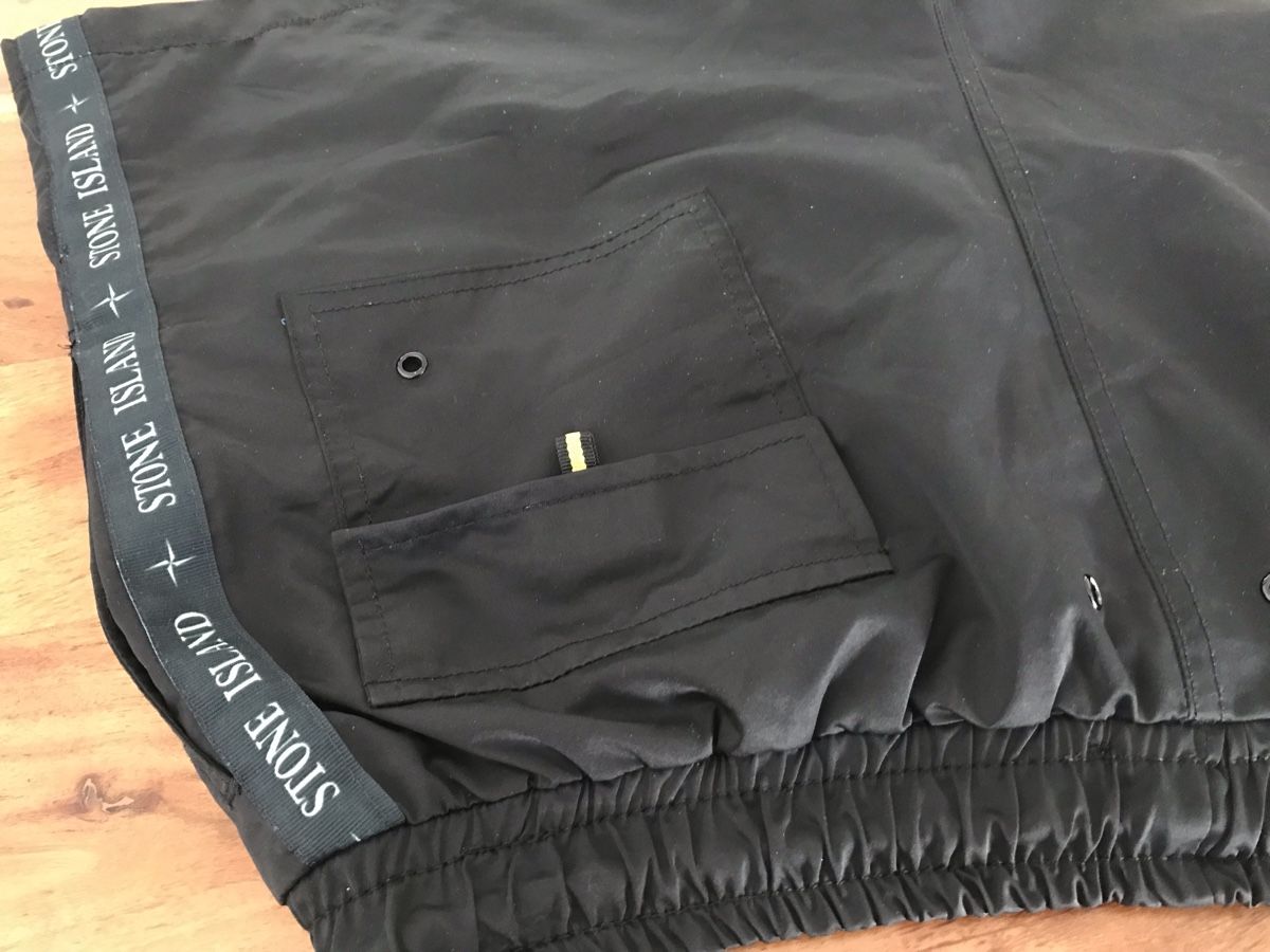 Stone Island Pantaloni: Stone Island Shorts Gr M – Usato da St. Gallen venduto da Emifrei 7
