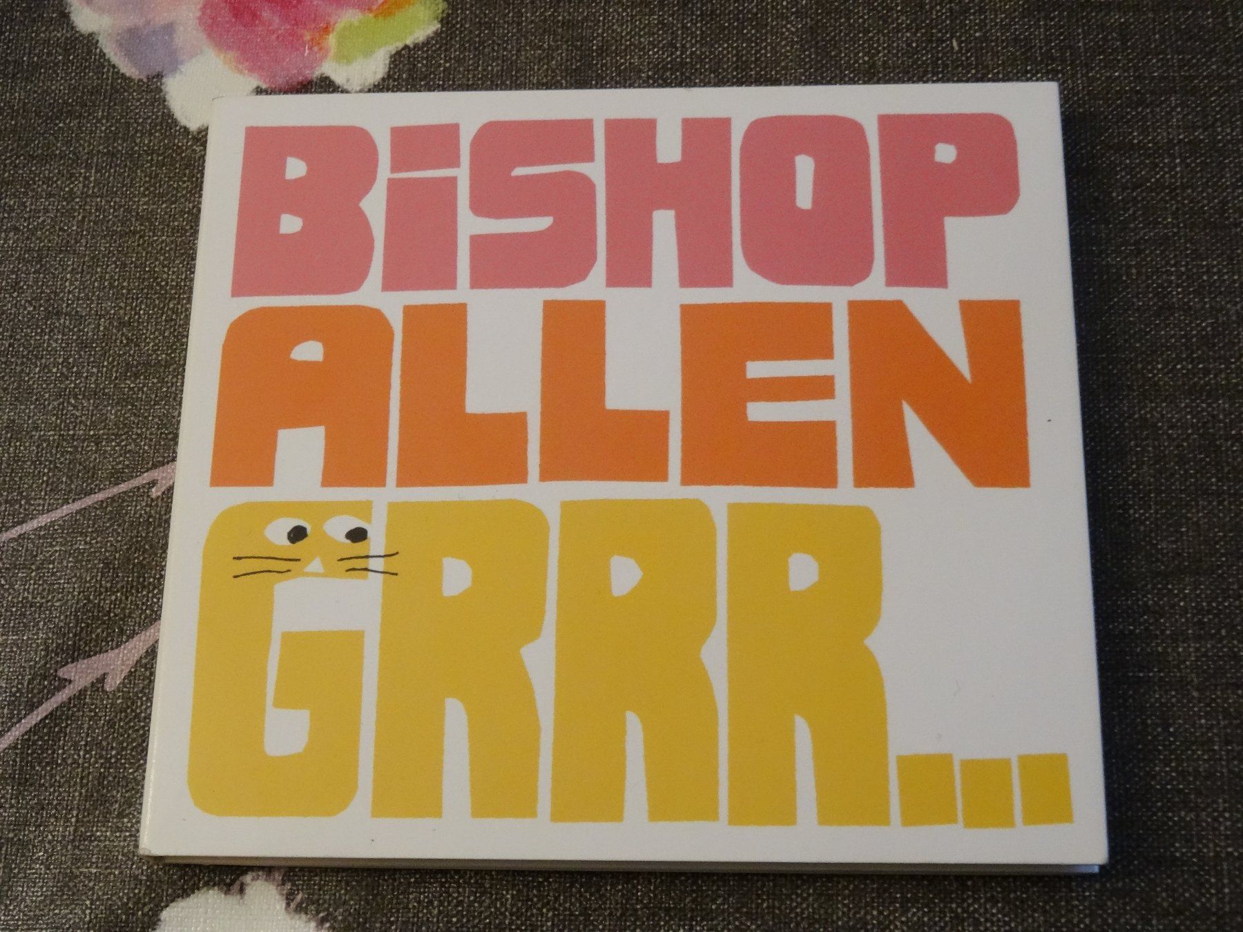 CD: Bishop Allen - Grrr... CD – Usato da Olten venduto da Disc-Ausverkauf