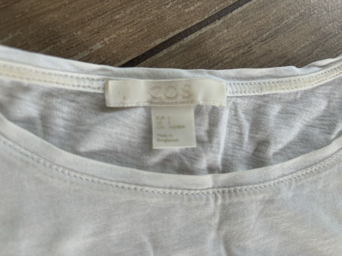 Cos T-Shirts: S_COS very light cotton_ideal for hot days – Gebraucht aus St-George von elena27 1