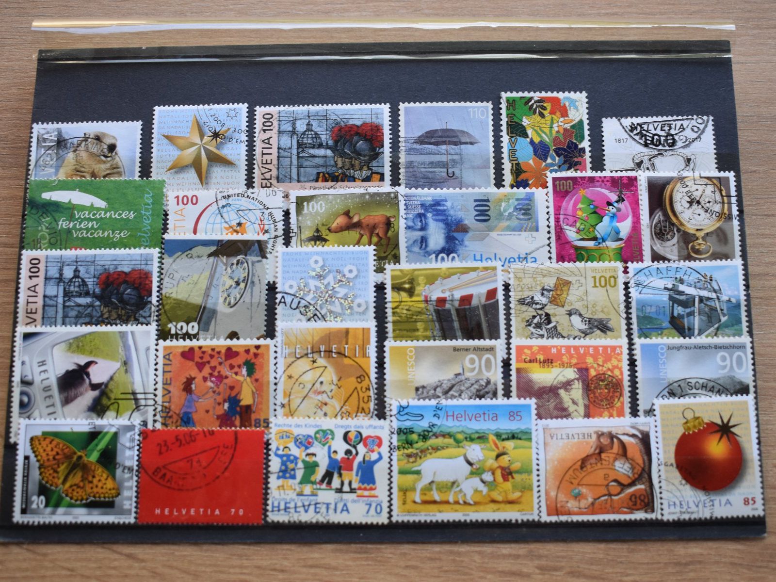 Tutti i francobolli: 30 neuere Briefmarken gestempelt  B0707I – Usato da Bettingen venduto da Gluscht-Oase