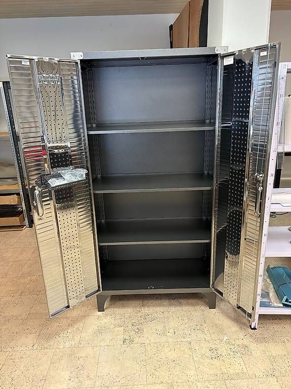 Schränke: Werkzeugschrank – Gebraucht aus Baden von fio_2hh7 2