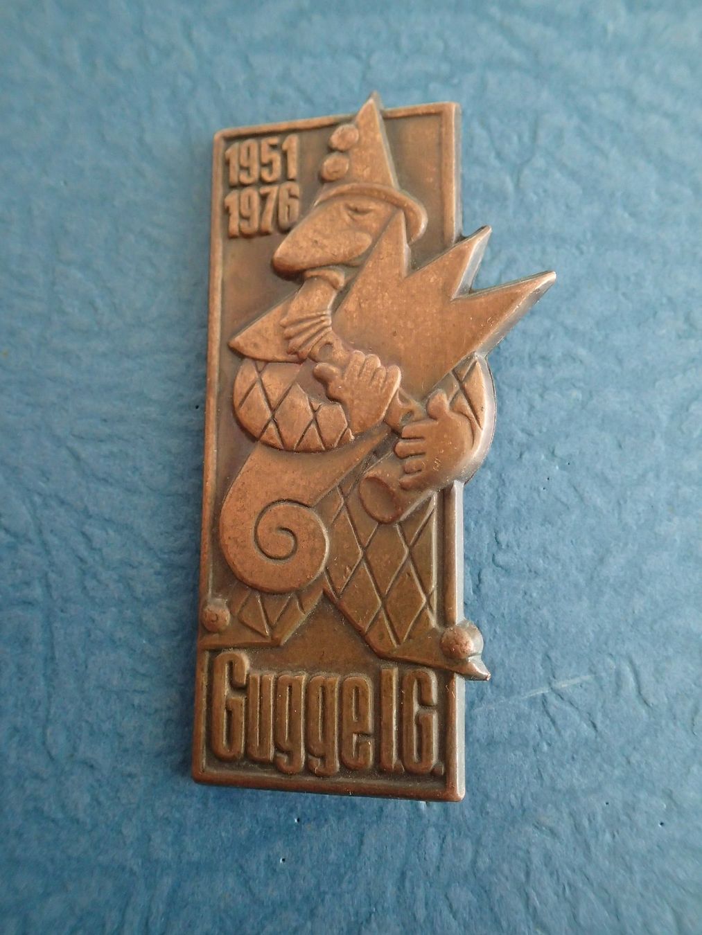 Basler Placchette & Badge: Gugge Clique 1976 Basel – Usato da Allschwil venduto da Salus17