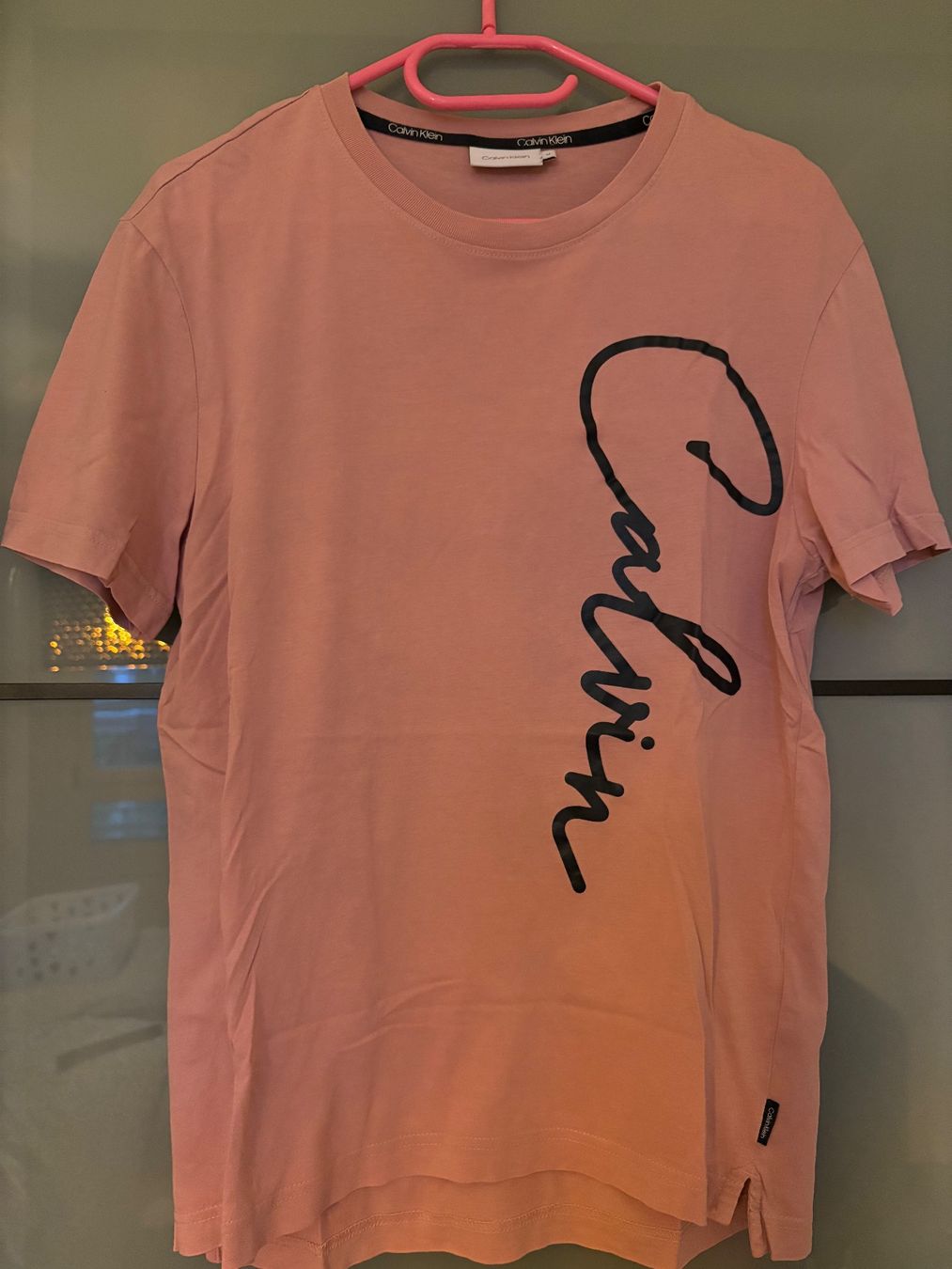 Calvin Klein T-shirt: Calvin Klein T-Shirt, Grösse M, – Usato da Rümlang venduto da Jenni.21