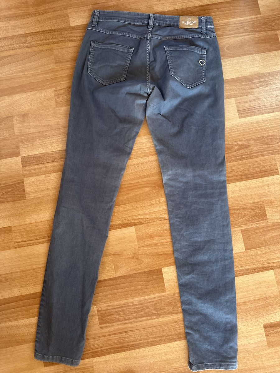 Please Jeans Jeans: Please Jeans Gr. M, Grau, einf. Bundweite 37 cm – Usato da St. Gallen venduto da mai_2lcj 1
